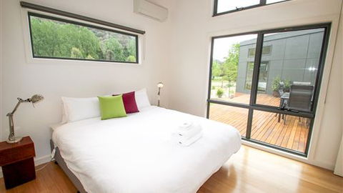 The BASE Luxury Villas - Tourism Brisbane 2