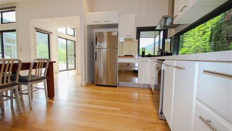 The BASE Luxury Villas - Tourism Brisbane 1