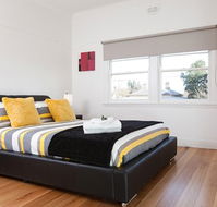 Phyl  May's Luxury Accommodation - Brisbane Tourism