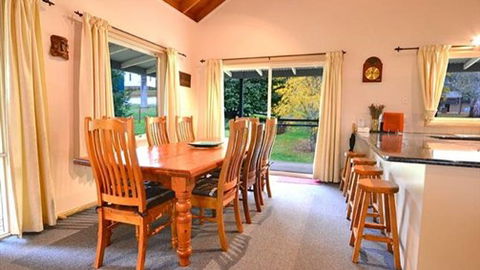 Camellia Lodge - Tourism Brisbane 0
