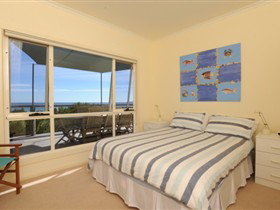 Beachcomber - Tourism Brisbane 2
