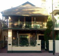 Grandview House Apartments - Glenelg - Tourism Brisbane
