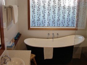 Trafalgar Premium Vintage Suites - Tourism Brisbane 1