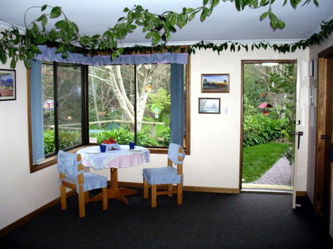 Adelaide Hills Bed & Breakfast Accommodation - Brisbane 4u 0