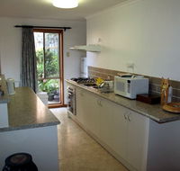 Adrienne's Place on the Hill - Tourism Brisbane