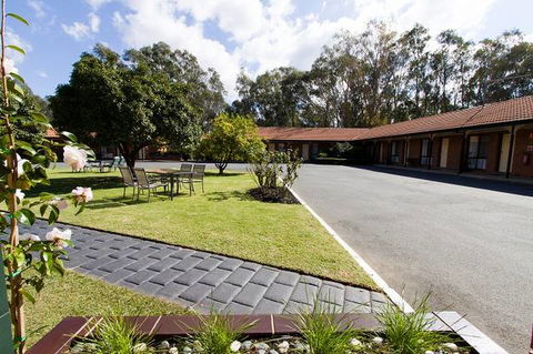 Advance Motel Wangaratta - Brisbane 4u 1