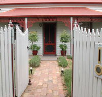 Airleigh Rose Cottage - Brisbane Tourism