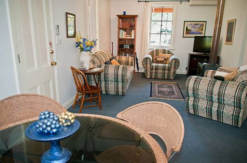 Amy's House - Brisbane 4u 1