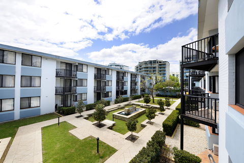 Assured Waterside Apartments - Brisbane 4u 0