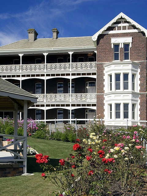 Auldington Hotel - Brisbane 4u 1