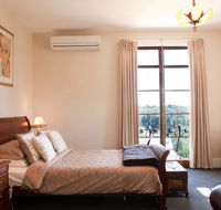Azidene House  Spa Apartments - Brisbane Tourism