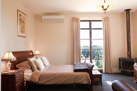 Azidene House & Spa Apartments - Tourism Brisbane 0