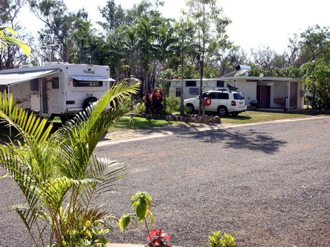Batchelor Holiday Park - Brisbane 4u 0