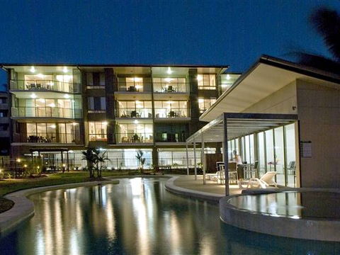 Beaches On Lammermoor Apartments - Brisbane 4u 1