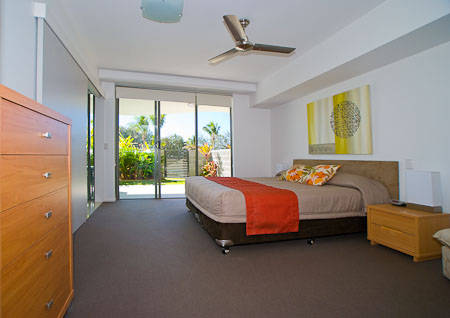 Beaches On Lammermoor Apartments - Brisbane 4u 5