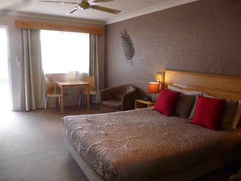 Best Western Balan Village Motel - Brisbane Tourism 0