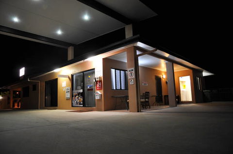 Bluewater Harbour Motel - Bowen - Brisbane 4u 2