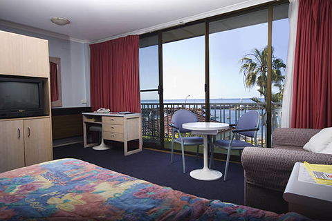 Boat Harbour Motel - Brisbane Tourism 0
