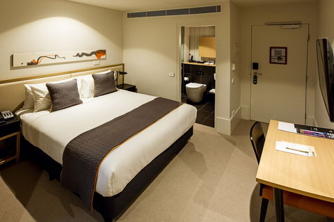 Brady Hotels Central Melbourne - Brisbane 4u 0