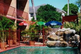 Cairns Holiday Lodge - Tourism Brisbane 4