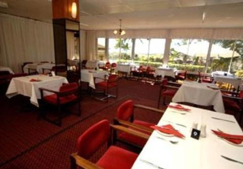 Camelot Motel Gladstone - Tourism Brisbane 0