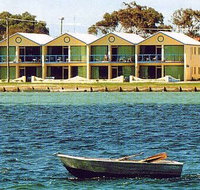 Cetacea Luxury Apartments - Tourism Brisbane