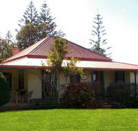 Christian's of Bucks Point - Brisbane Tourism