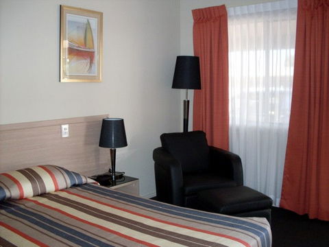 Cobar Central Motor Inn - Tourism Brisbane 1