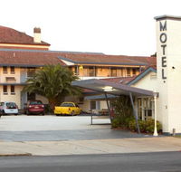 Cowra Motor Inn - Brisbane 4u