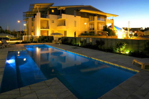 Pacific Marina Apartments - Brisbane 4u 3