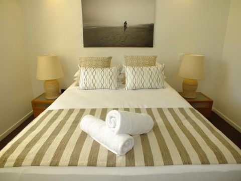 Pacific Marina Apartments - Brisbane 4u 5