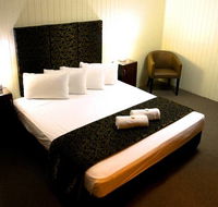 Country Plaza Motor Inn - Tourism Brisbane