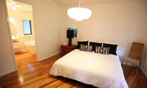 Dalrymples Guest Cottages - Tourism Brisbane 3