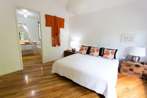 Dalrymples Guest Cottages - Tourism Brisbane 6