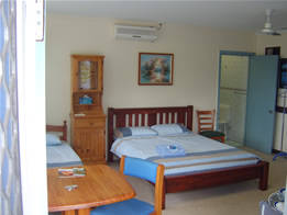 Beale's BedFish & Breakfast - Tourism Brisbane 1