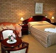 Deer Park Motor Inn Armidale - Brisbane 4u
