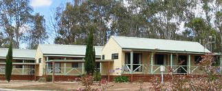 Eaglehawk Holiday Park - Brisbane 4u 1