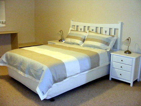 Fairways Bed & Breakfast At Jerilderie - Brisbane 4u 1