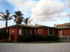 Foundry Palms Motel - Tourism Brisbane 0