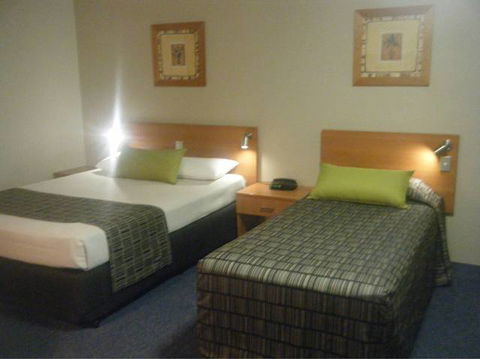 Galaxy Motel - Brisbane 4u 1