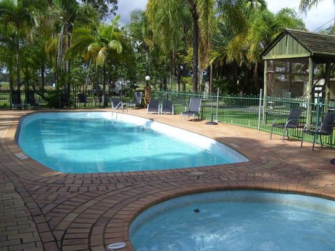 Glenwood Tourist Park And Motel - Tourism Brisbane 3