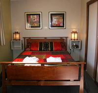 Golden Embers Apartments and B  B - Tourism Brisbane