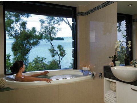 Hamilton Island Private Apartments - Brisbane 4u 2