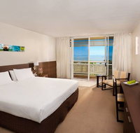 Holiday Inn Cairns Harbourside