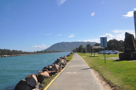 Jacaranda Caravan Park - Brisbane 4u 2