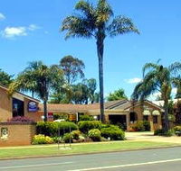 Jacaranda Place Motor Inn - Tourism Brisbane