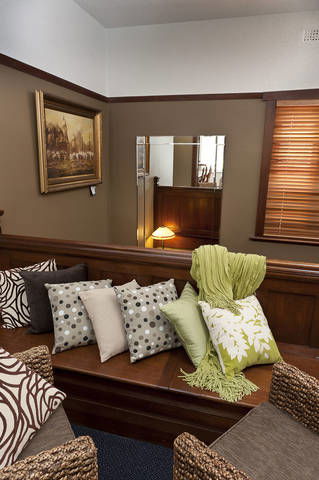 Kermandie Hotel & Marina - Tourism Brisbane 5