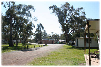 Lake Waranga Caravan Park & Holiday Camp - Brisbane 4u 0