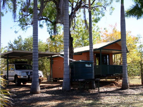 Mataranka Cabins & Camping - Brisbane Tourism 0