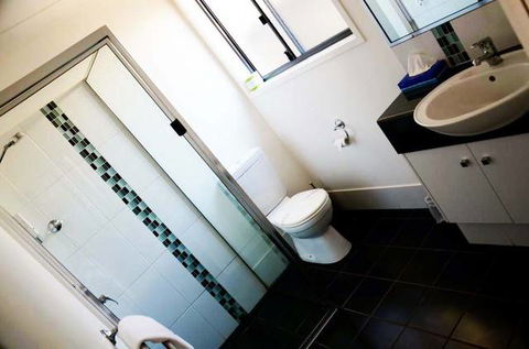 Oakey Motor Inn - Tourism Brisbane 2